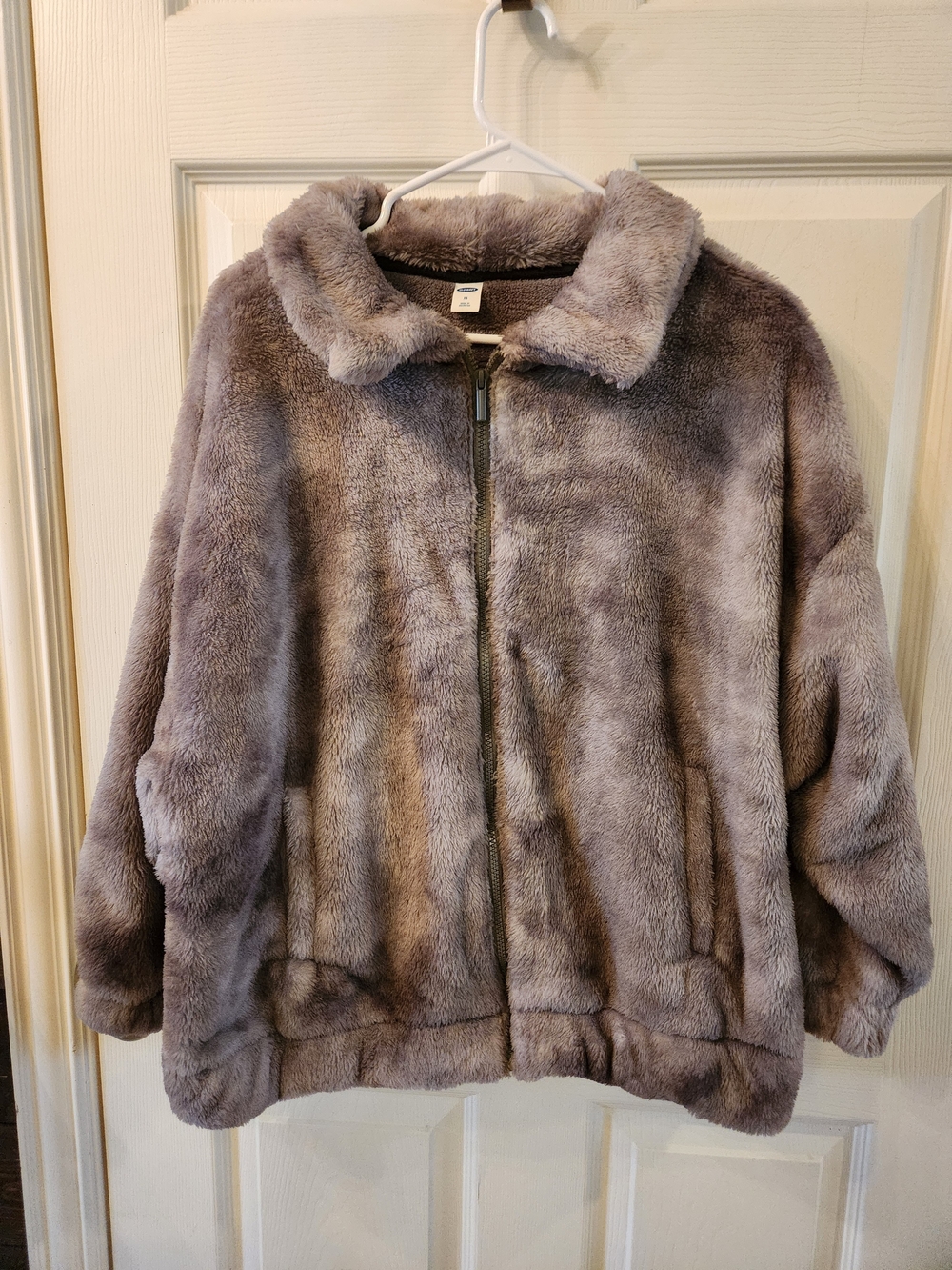 Old Navy Plush Faux Fur Zip-Front Jacket in Grey, XS